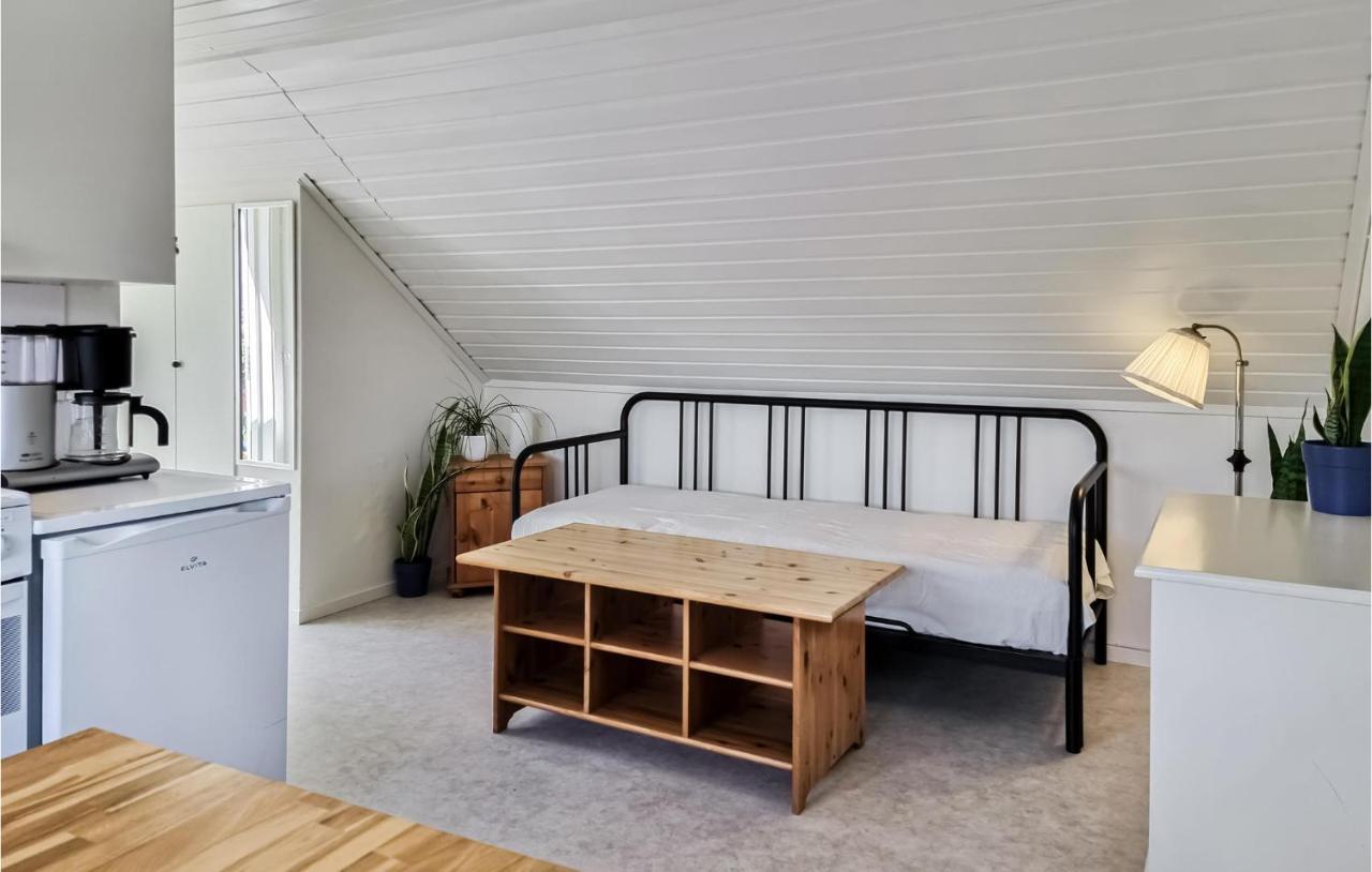 Stunning Apartment In Gullspang With Wifi Buitenkant foto