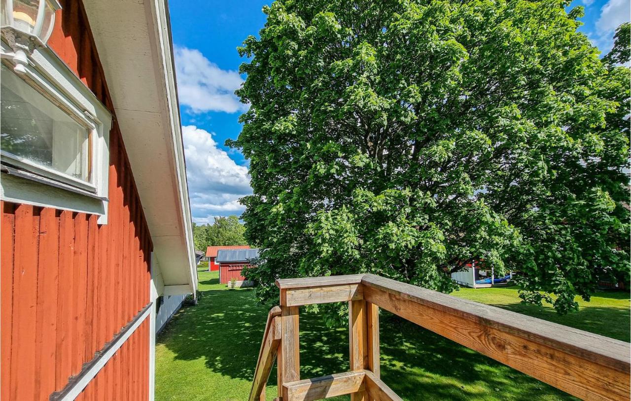 Stunning Apartment In Gullspang With Wifi Buitenkant foto