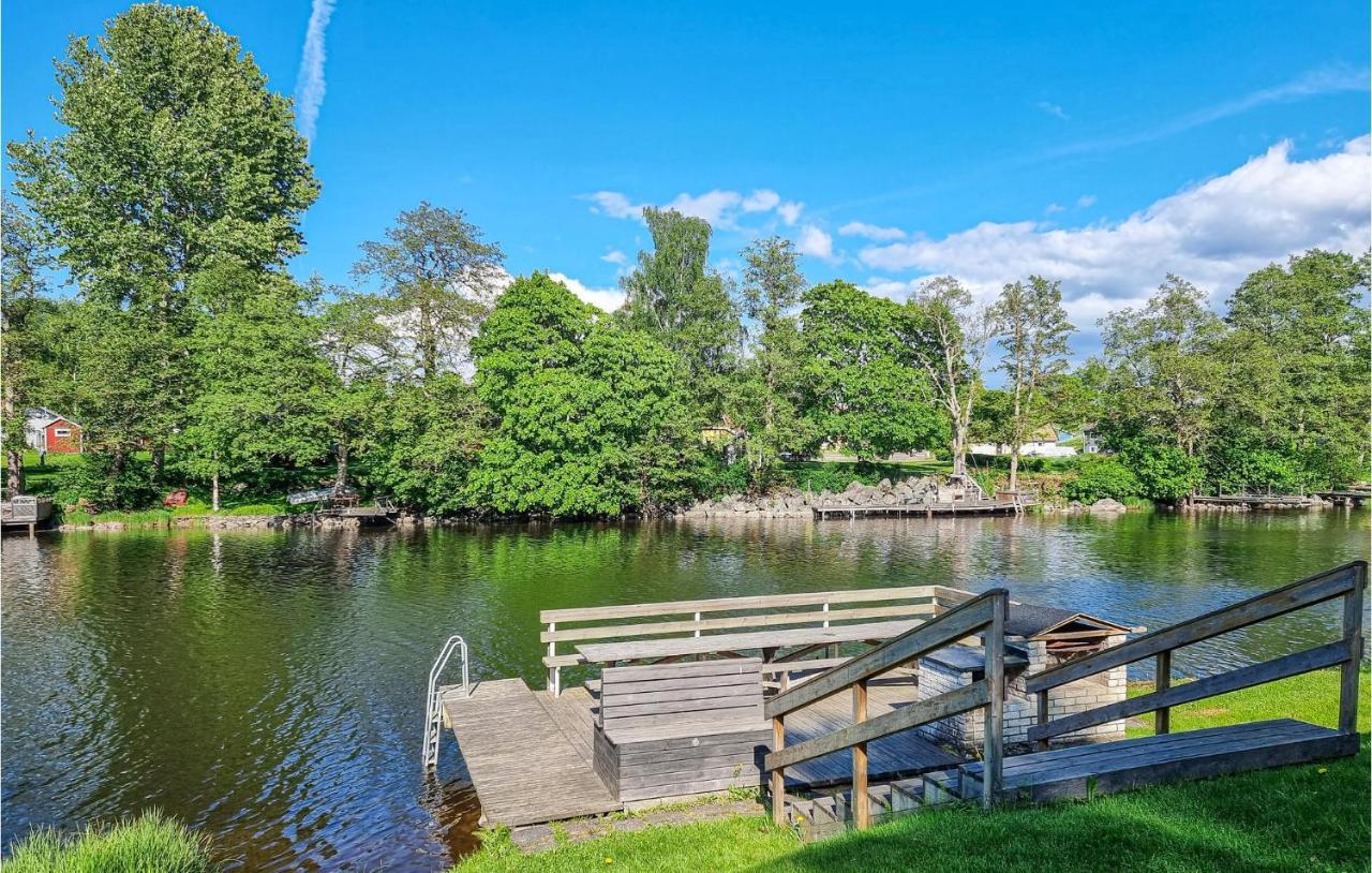 Stunning Apartment In Gullspang With Wifi Buitenkant foto