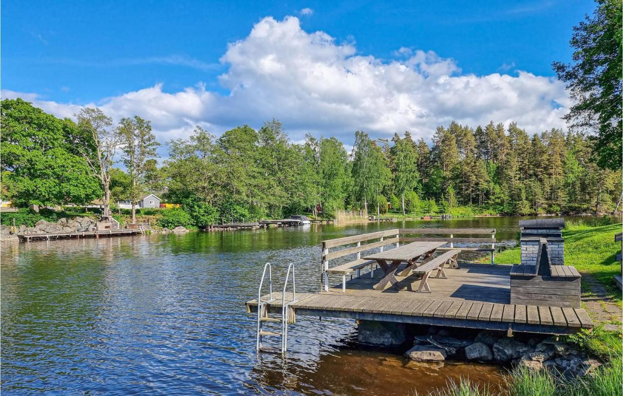 Stunning Apartment In Gullspang With Wifi Buitenkant foto